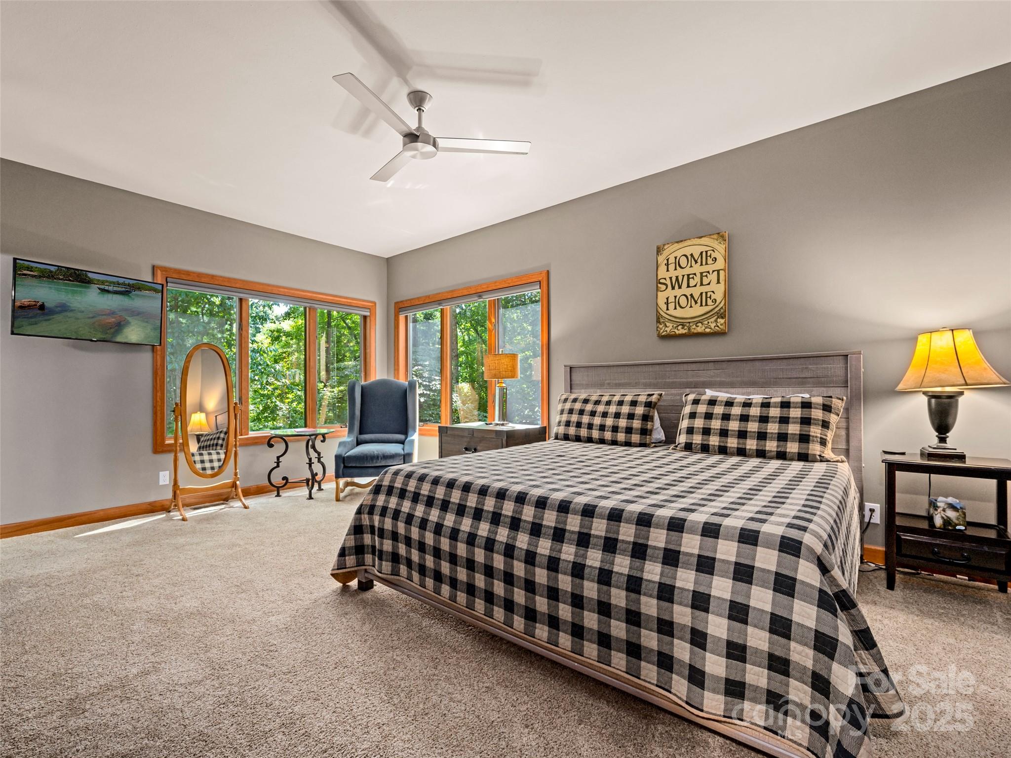 117 Little Cherokee Ridge Hendersonville, NC 28739 - Photo 38 of 48 Gallery Image 38
