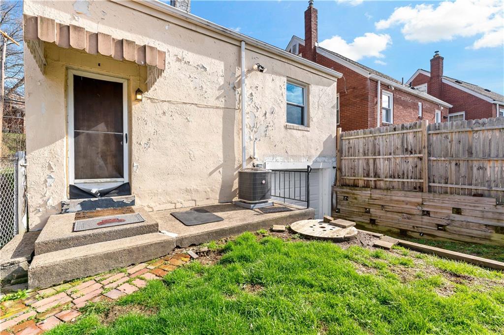 569 Loretto Road Pittsburgh, PA 15217 - Photo 20 of 30