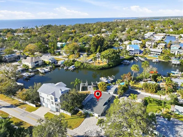 $549,400 | 302 Georgia Avenue, Crystal Beach, FL 34683