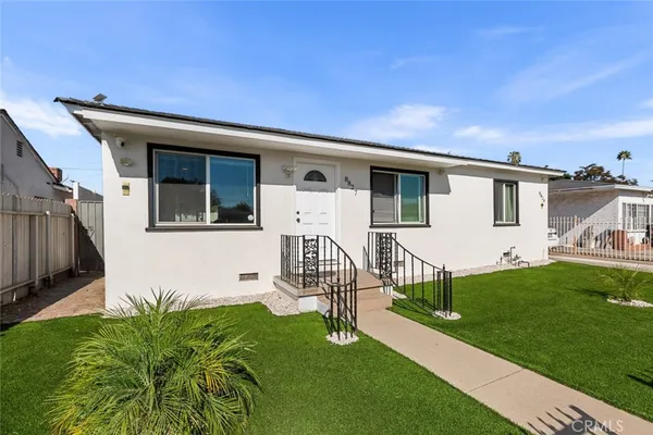 $850,000 | 8827 Sylmar Avenue, Panorama City, CA 91402