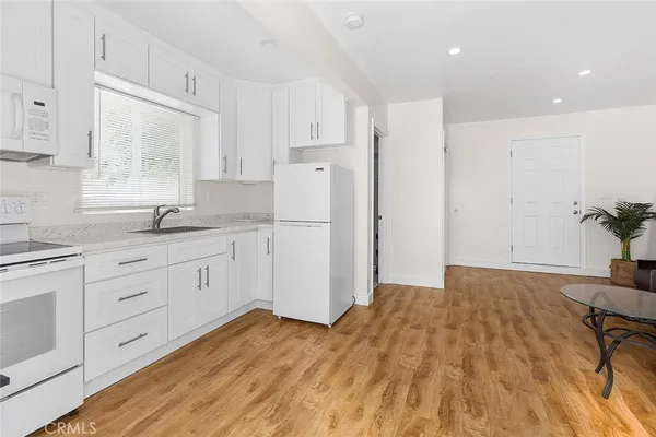 $850,000 | 8827 Sylmar Avenue, Panorama City, CA 91402