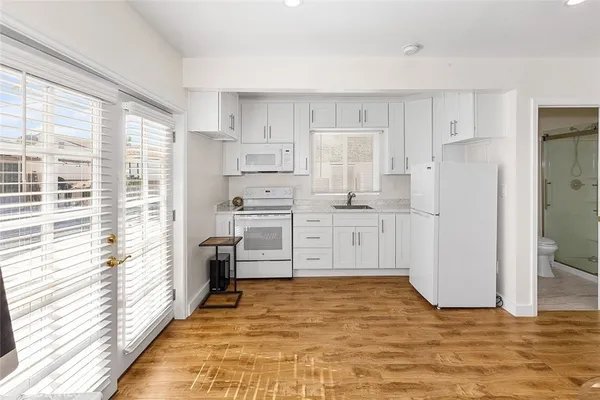 $850,000 | 8827 Sylmar Avenue, Panorama City, CA 91402