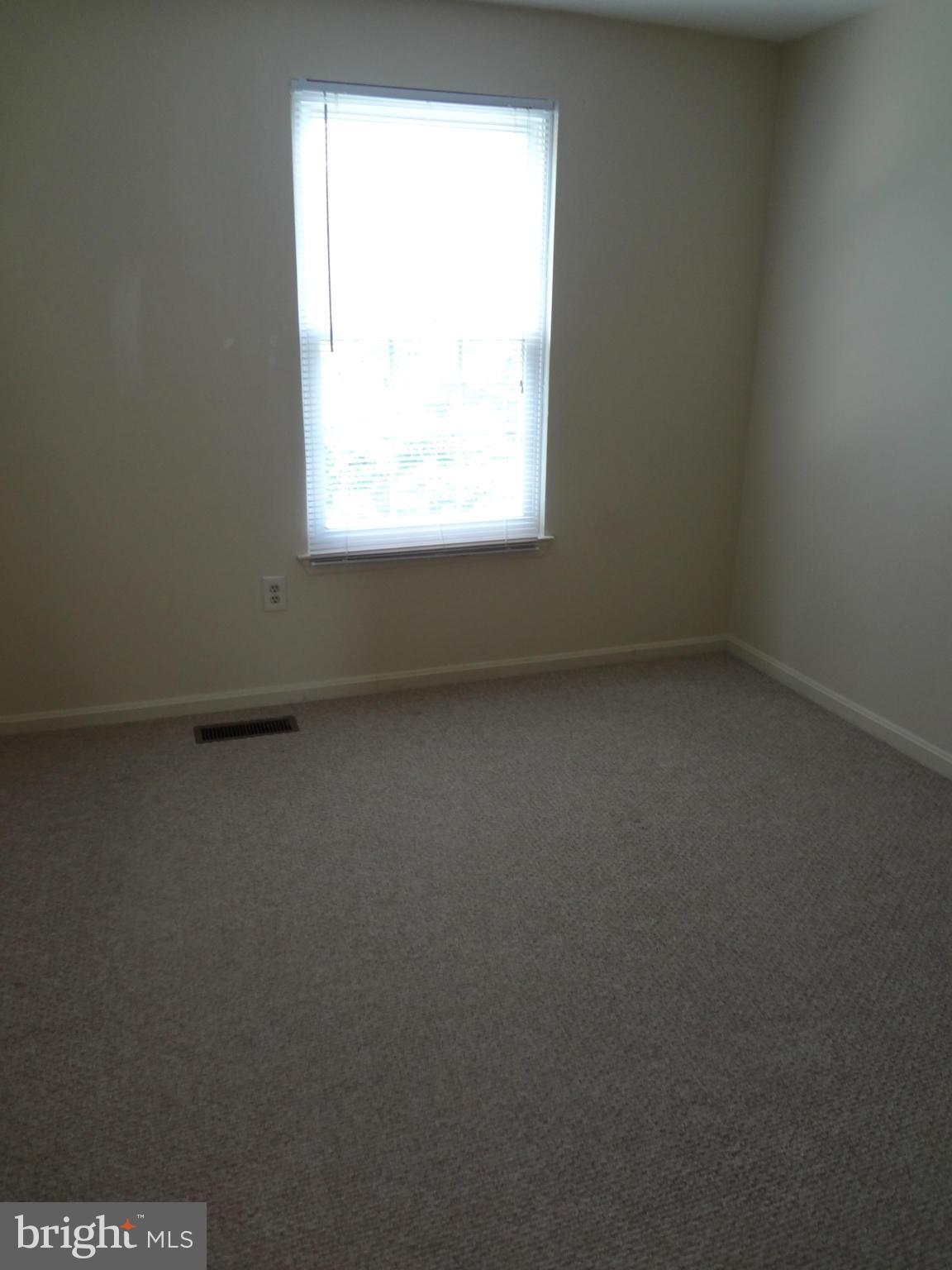14849 Hammersmith Circle Silver Spring, MD 20906 - Photo 13 of 24 Bedroom