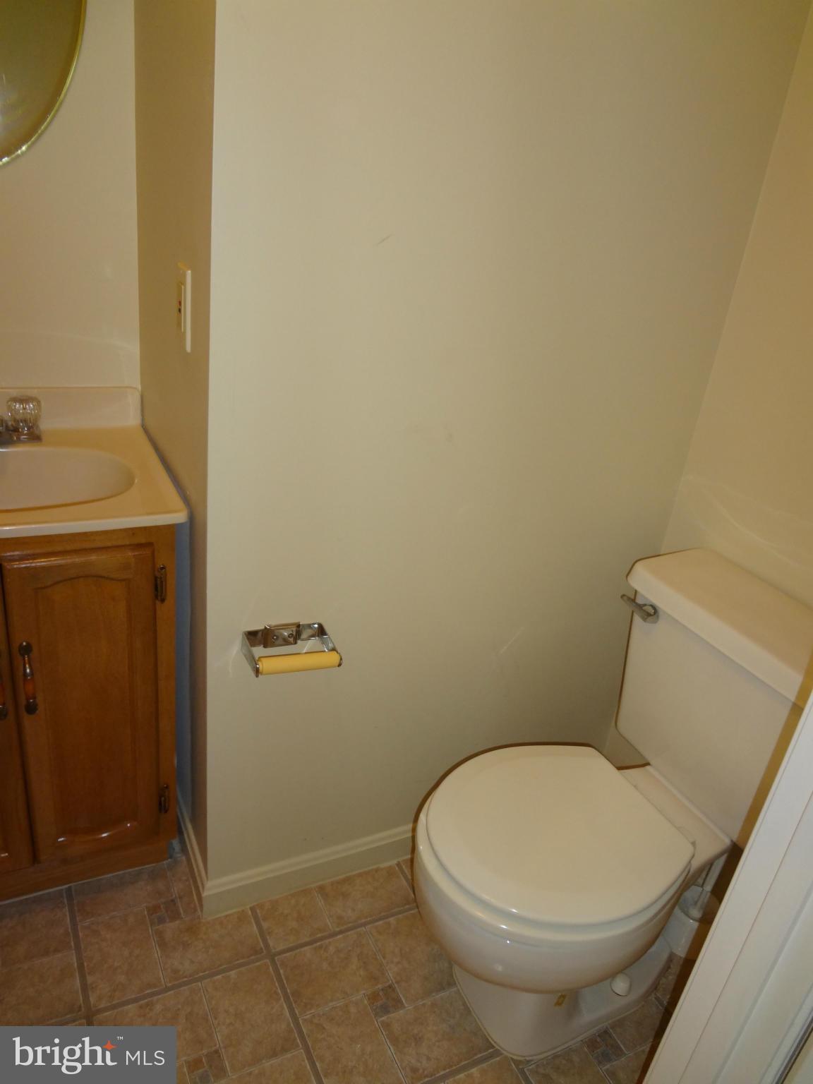 14849 Hammersmith Circle Silver Spring, MD 20906 - Photo 16 of 24 Bath