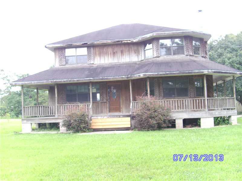 421 Dantin Street Raceland, LA 70394 - Photo 1 of 10