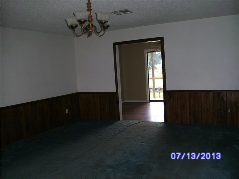 421 Dantin Street Raceland, LA 70394 - Photo 4 of 10