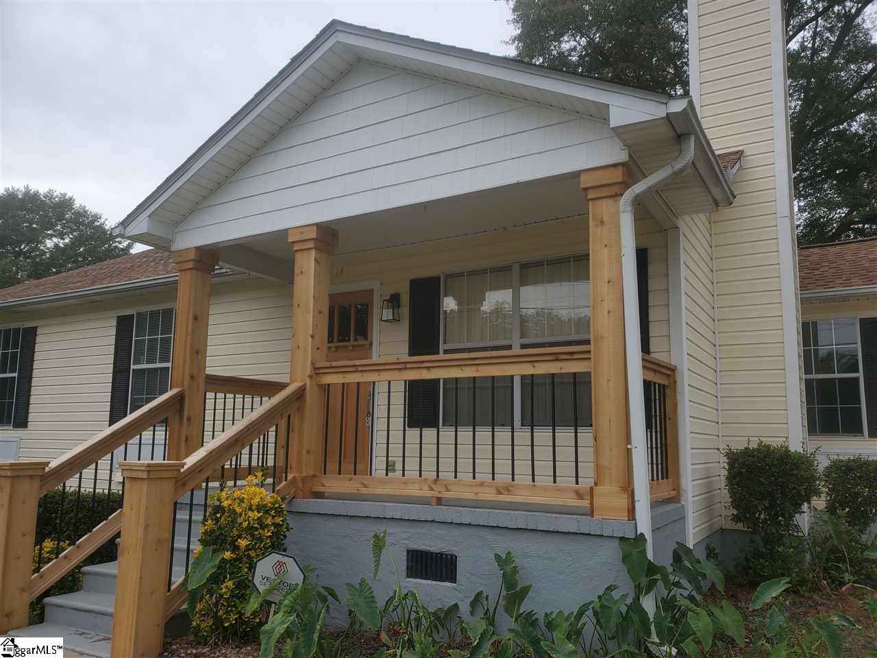 14 Webster Road Greenville, SC 29607 - Photo 1 of 16