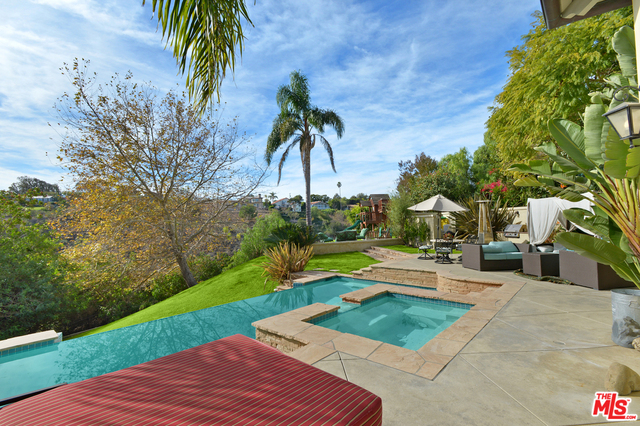 6725 Portshead Road Malibu, CA 90265 - Photo 2 of 36