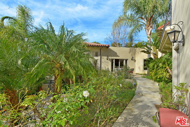 6725 Portshead Road Malibu, CA 90265 - Photo 4 of 36