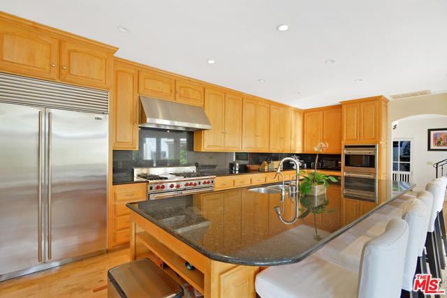 6725 Portshead Road Malibu, CA 90265 - Photo 34 of 36