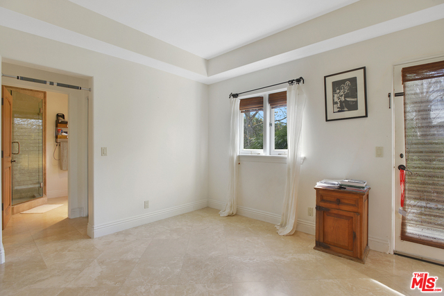 6725 Portshead Road Malibu, CA 90265 - Photo 7 of 36