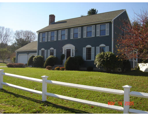 40 Wycliffe Road Walpole, MA 02032 - Photo 1 of 11