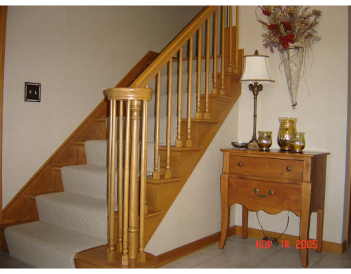 40 Wycliffe Road Walpole, MA 02032 - Photo 3 of 11