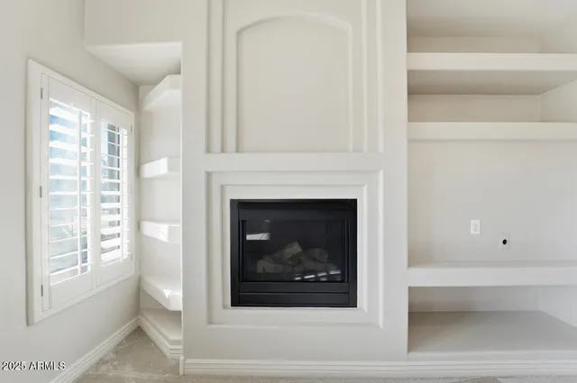 $397,000 | 5450 East Deer Valley Drive, Unit 2024, Phoenix, AZ 85054