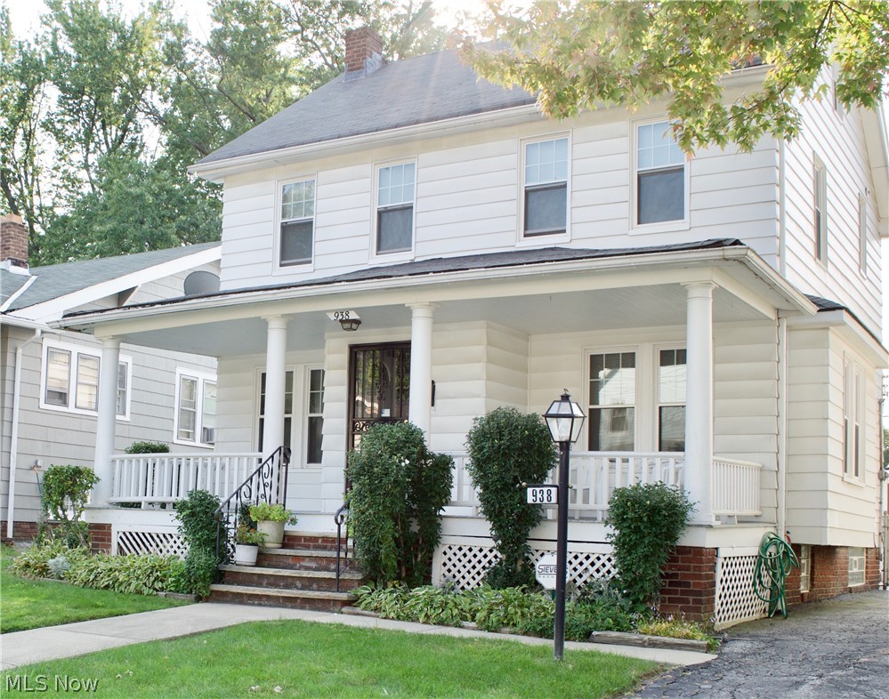 938 Selwyn Road Cleveland Heights, OH 44112 - Photo 1 of 17