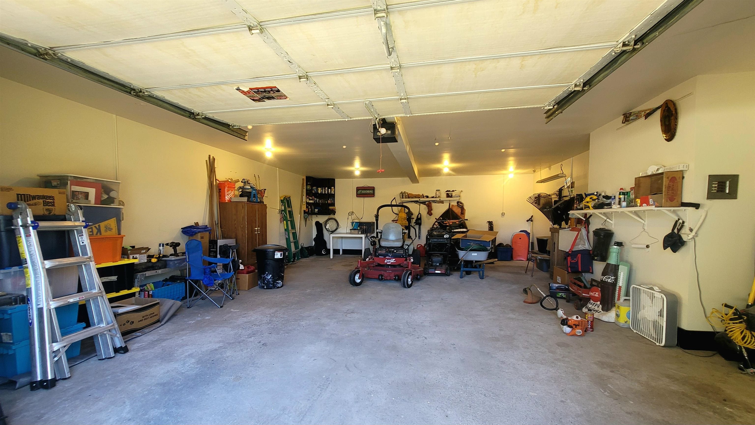 11452 Northeast County Line Road Roscommon, MI 48653 - Photo 6 of 60 Gallery Image 6