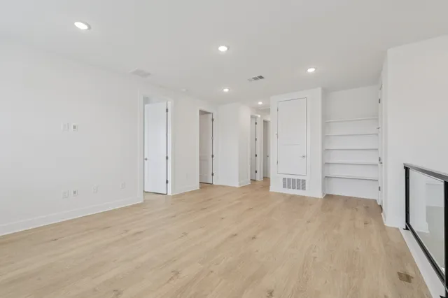 $849,990 | 1602 Kit Circle, Austin, TX 78758