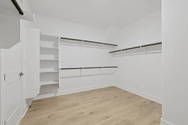 $849,990 | 1602 Kit Circle, Austin, TX 78758