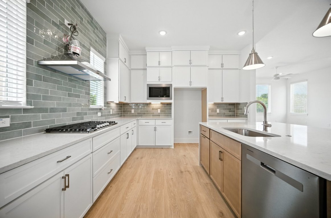 1602 Kit Circle Austin, TX 78758 - Photo 5 of 31