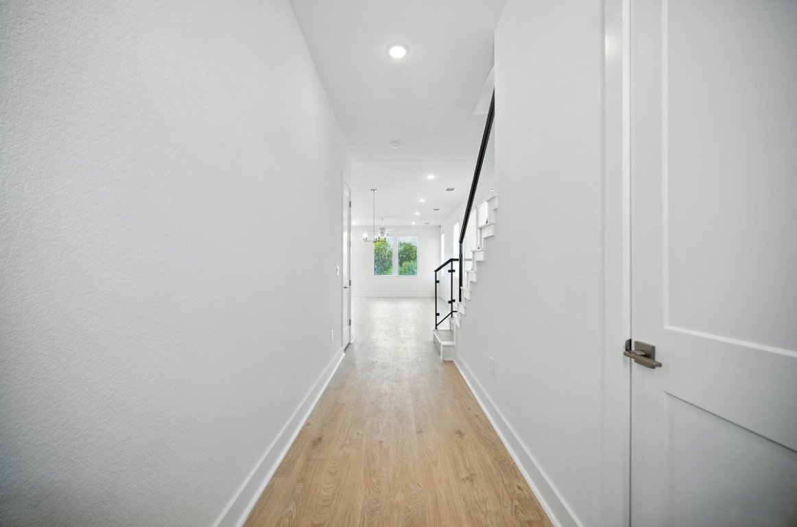 1602 Kit Circle Austin, TX 78758 - Photo 9 of 31