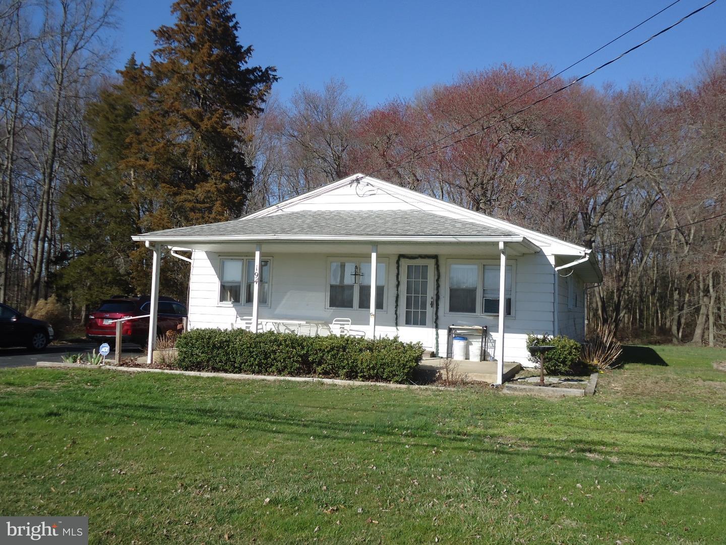 194 Quinton-Marlboro Road Salem, NJ 08079 - Photo 1 of 2