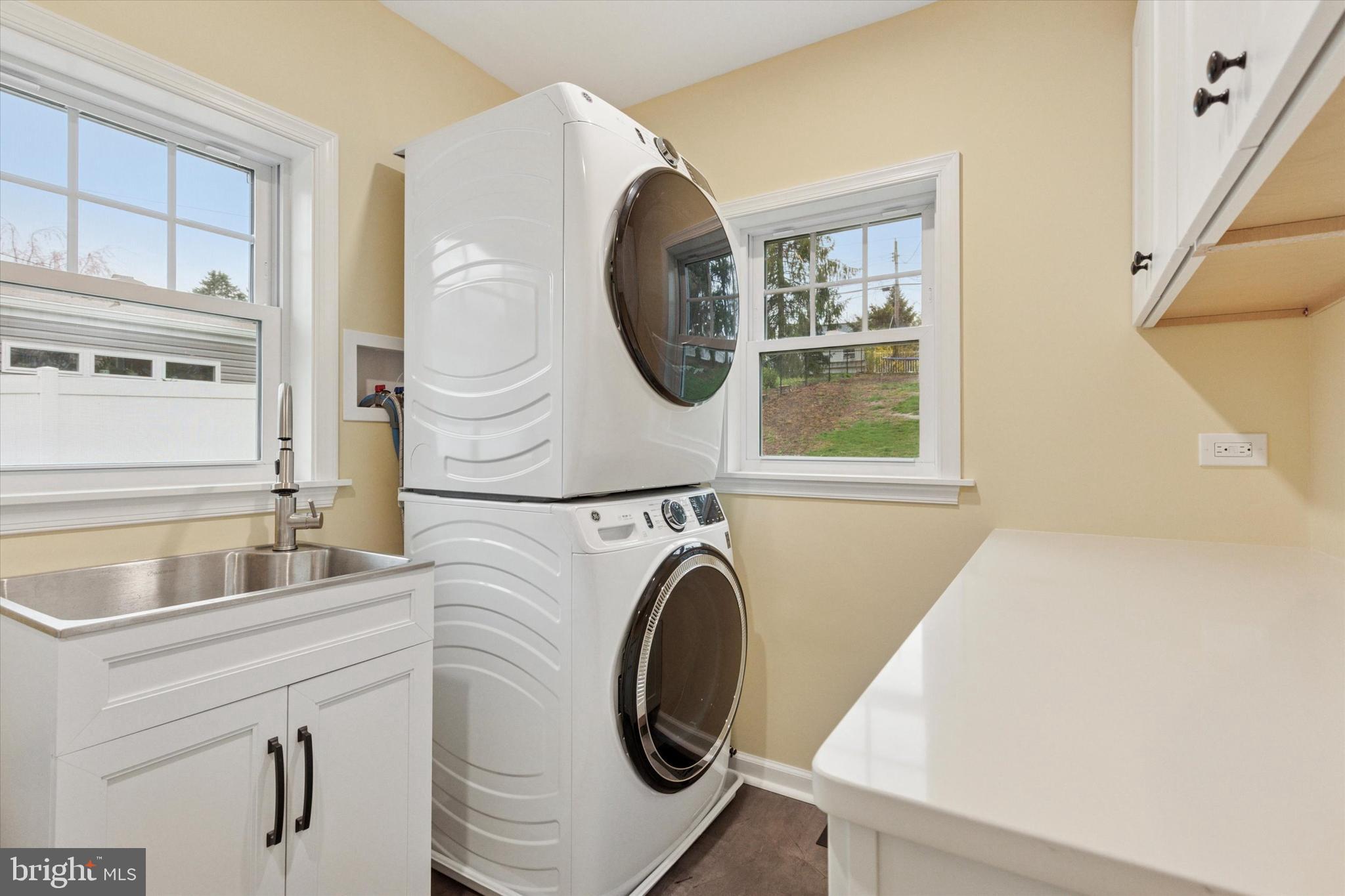 3 Buttonwood Avenue Malvern, PA 19355 - Photo 11 of 25 a utility room with dryer and washer