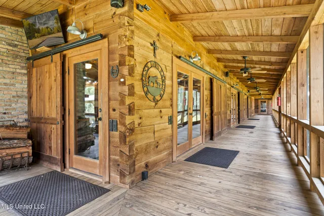 $3,250,000 | 1163 John Amacker Road, Poplarville, MS 39470