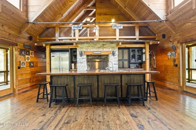 $3,250,000 | 1163 John Amacker Road, Poplarville, MS 39470