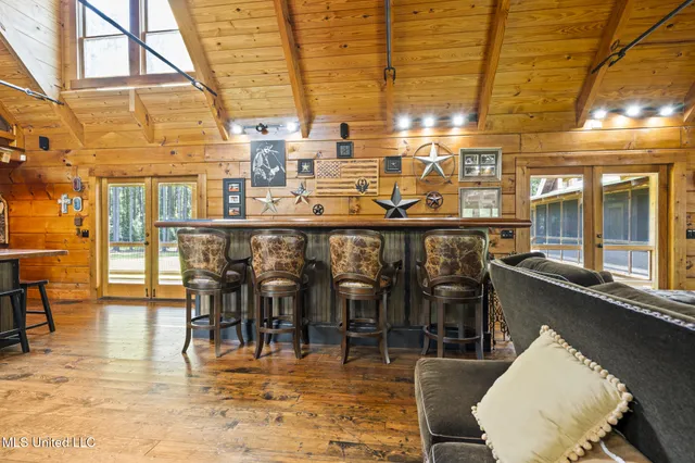 $3,250,000 | 1163 John Amacker Road, Poplarville, MS 39470