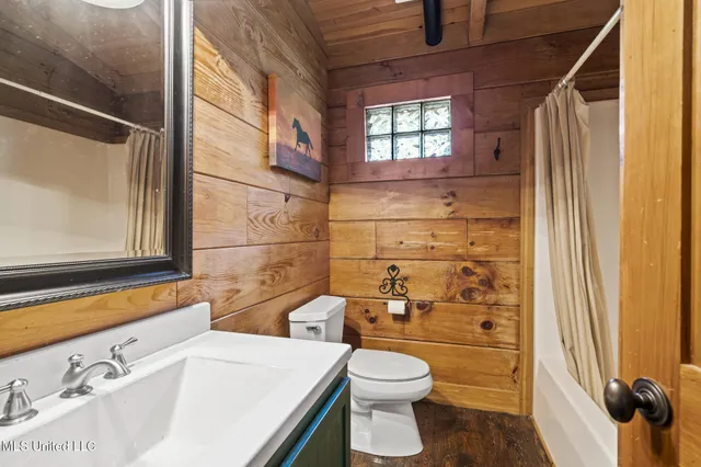 $3,250,000 | 1163 John Amacker Road, Poplarville, MS 39470