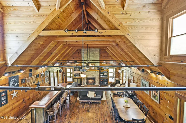 $3,250,000 | 1163 John Amacker Road, Poplarville, MS 39470