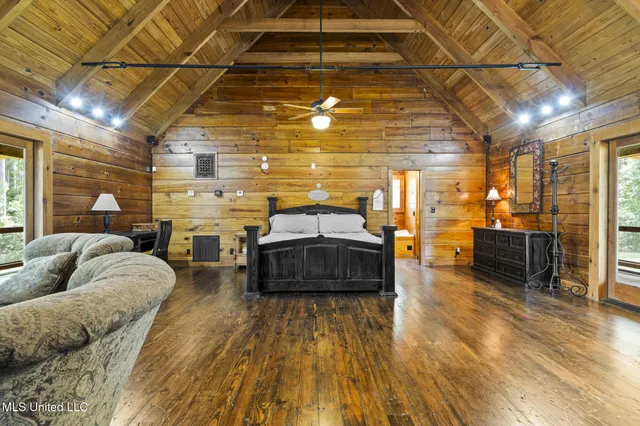 $3,250,000 | 1163 John Amacker Road, Poplarville, MS 39470