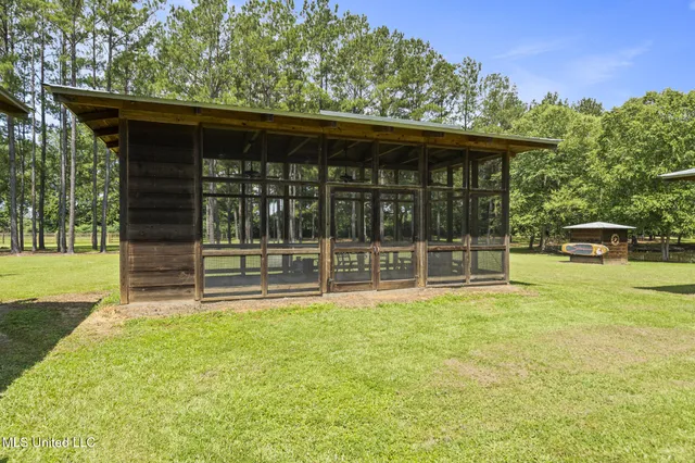 $3,250,000 | 1163 John Amacker Road, Poplarville, MS 39470