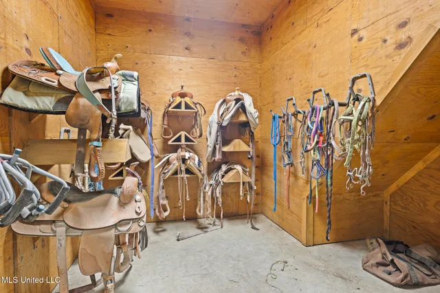 $3,250,000 | 1163 John Amacker Road, Poplarville, MS 39470