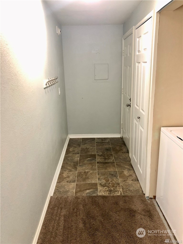 820 Cady Road, Unit B103 Everett, WA 98203 - Photo 2 of 16 a view of a room with white walls