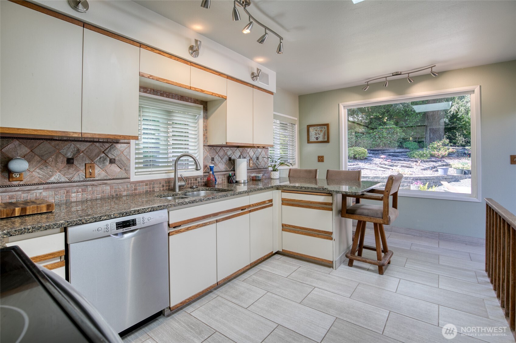 612 9th Avenue Aberdeen, WA 98520 - Photo 27 of 35