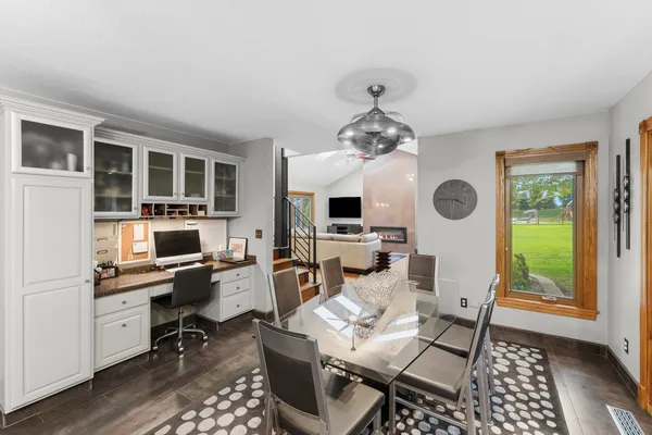 $668,500 | 4986 Foxborough Court, Bettendorf, IA 52722