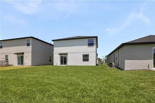 $2,400 | 4074 San Felice Lane, North Fort Myers, FL 33917