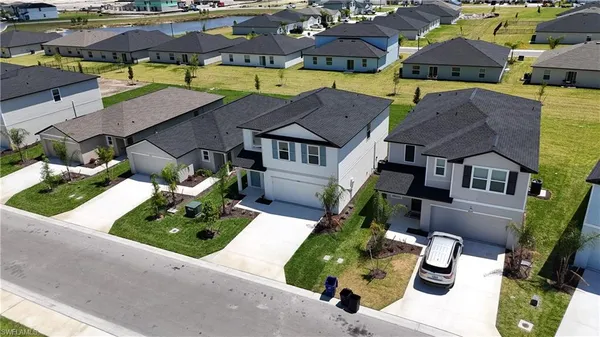 $2,400 | 4074 San Felice Lane, North Fort Myers, FL 33917