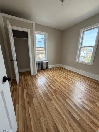 $2,000 | 126 President Street, Unit 6, Passaic, NJ 07055
