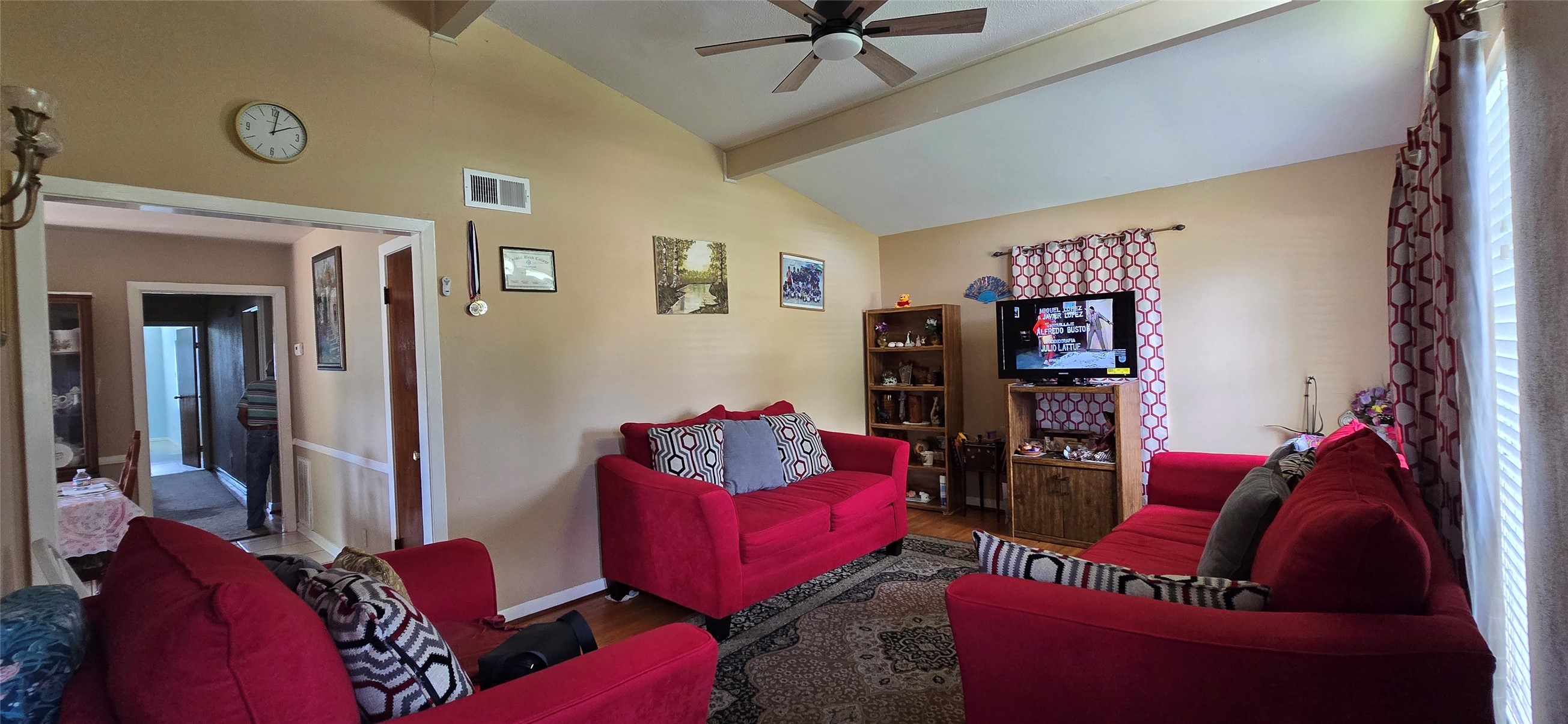 7210 Leader Street Houston, TX 77074 - Photo 3 of 36