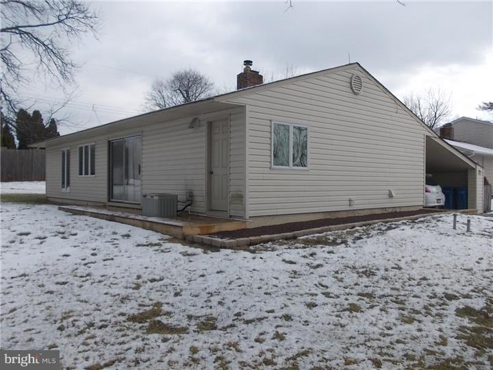 72 Idlewild Road Levittown, PA 19057 - Photo 2 of 12 Exterior Side