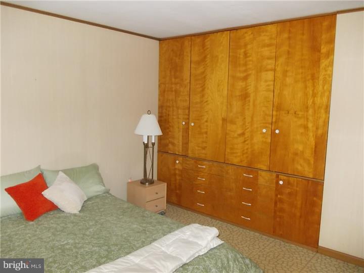 72 Idlewild Road Levittown, PA 19057 - Photo 11 of 12 Bedroom - Main