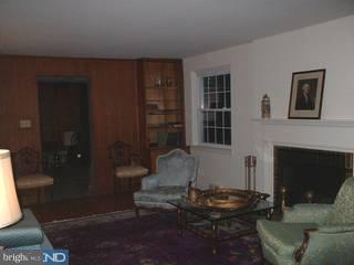 542 Manayunk Road Merion Station, PA 19066 - Photo 3 of 4