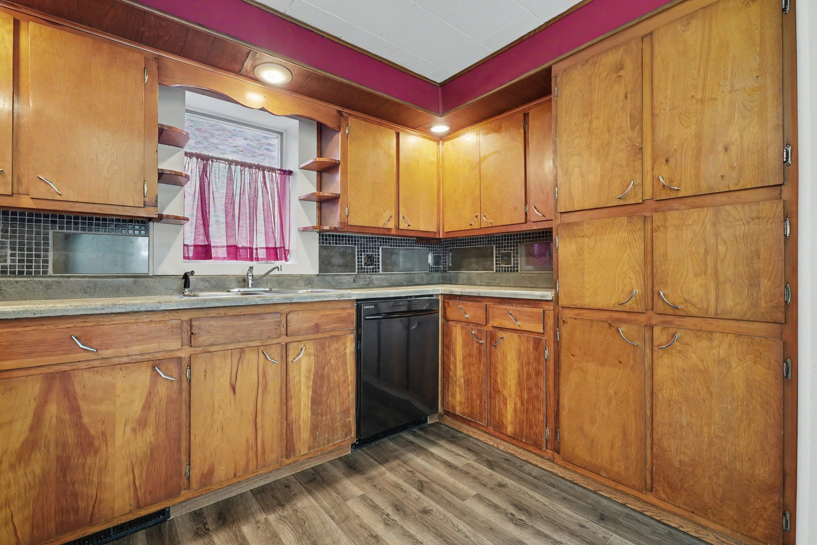 105 Maple Street Roberts, IL 60962 - Photo 19 of 38