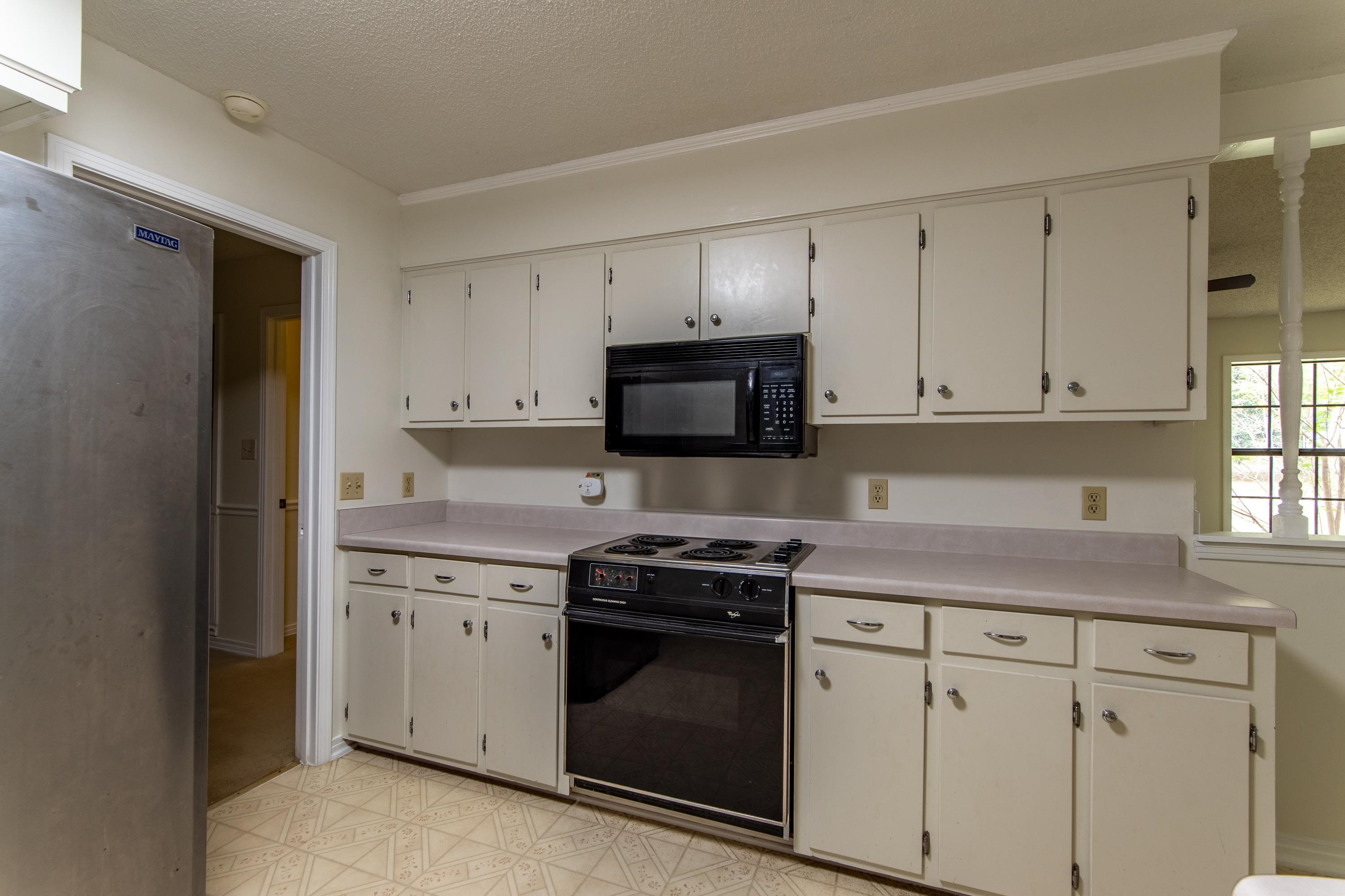 1790 Hamburg Loop Savannah, TN 38372 - Photo 4 of 40