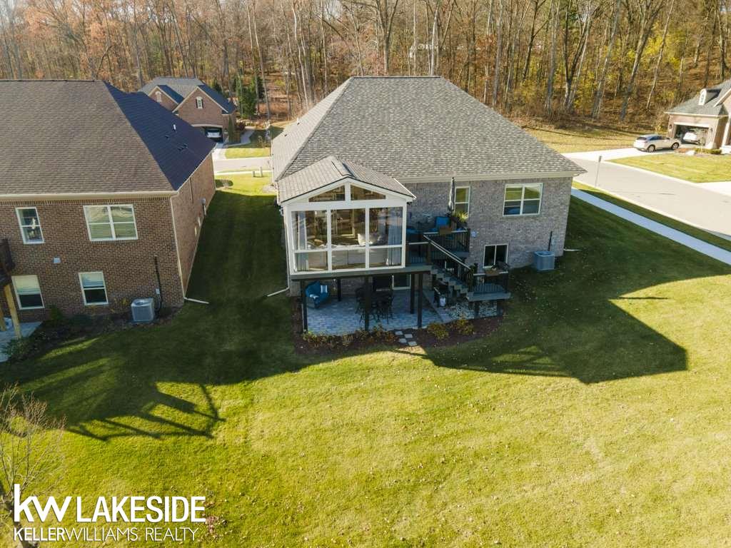 5497 Woodfall Road Clarkston, MI 48348 - Photo 46 of 50 50039560-47.JPG