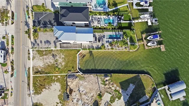$1,800,000 | 475 Estero Boulevard, Fort Myers Beach, FL 33931