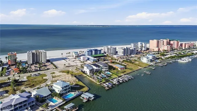 $1,800,000 | 475 Estero Boulevard, Fort Myers Beach, FL 33931