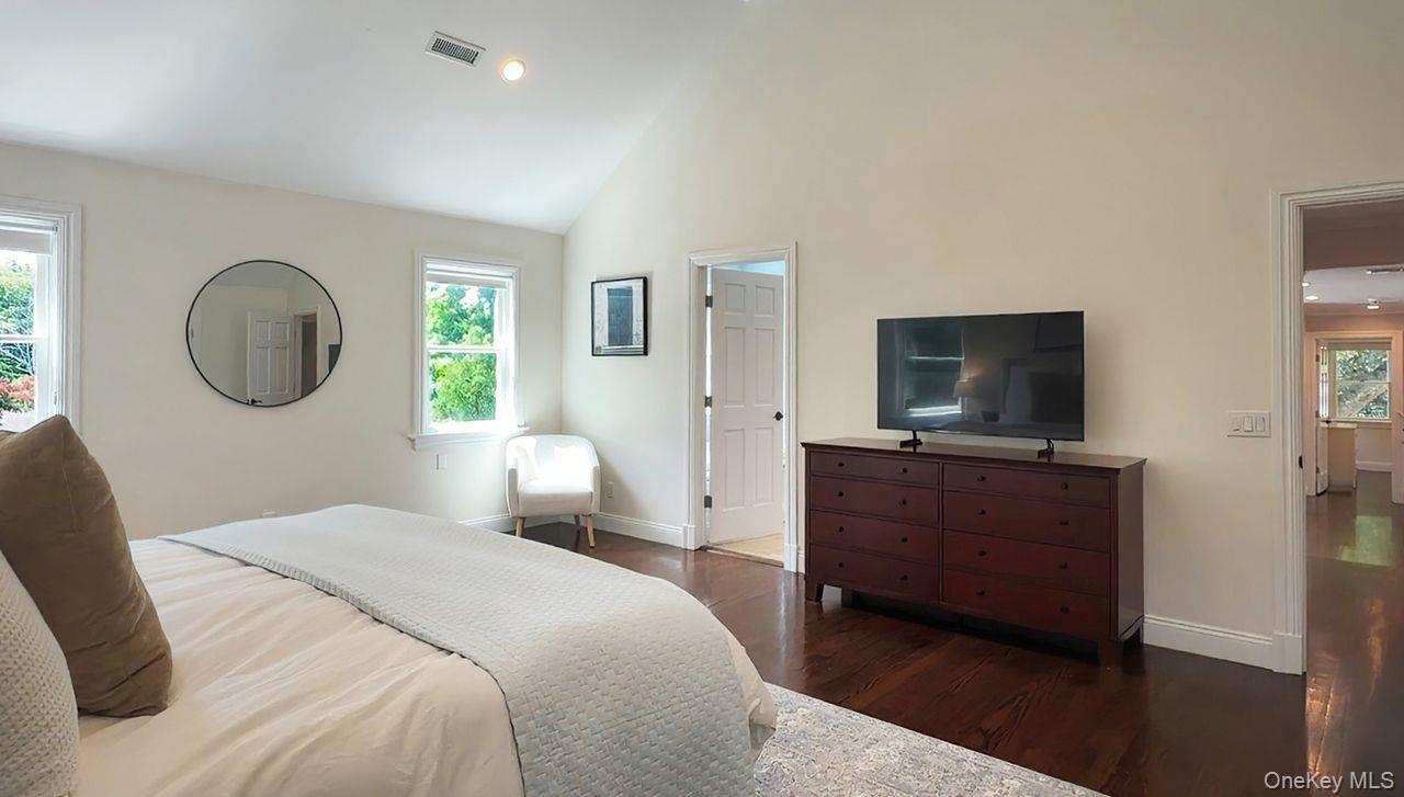 55 Harris Road Katonah, NY 10536 - Photo 32 of 50 Primary Room